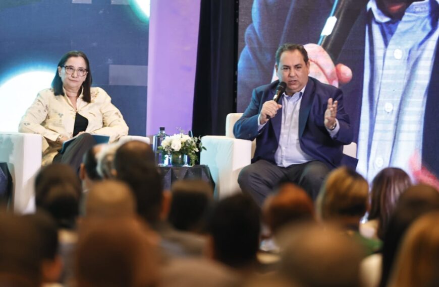 Director SNS destaca avances durante &laquo;2do Congreso Bienal Salud y Seguridad Social&raquo;